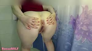 Chubby brunette peeing pissing porn jpg x Bbw pissing