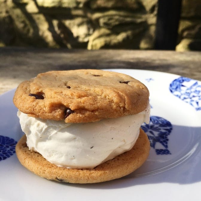 Zsa's Ice Cream by null