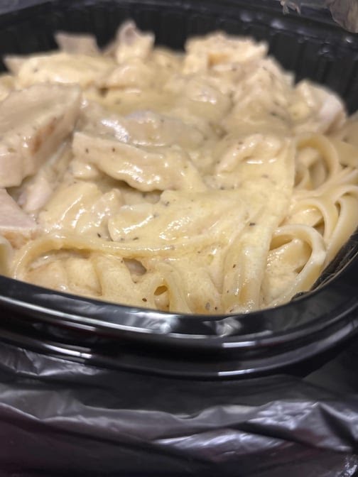 Uptown Saggio's by null