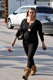 Hilary duff poses naked and talks body jpg x Hillary duff
