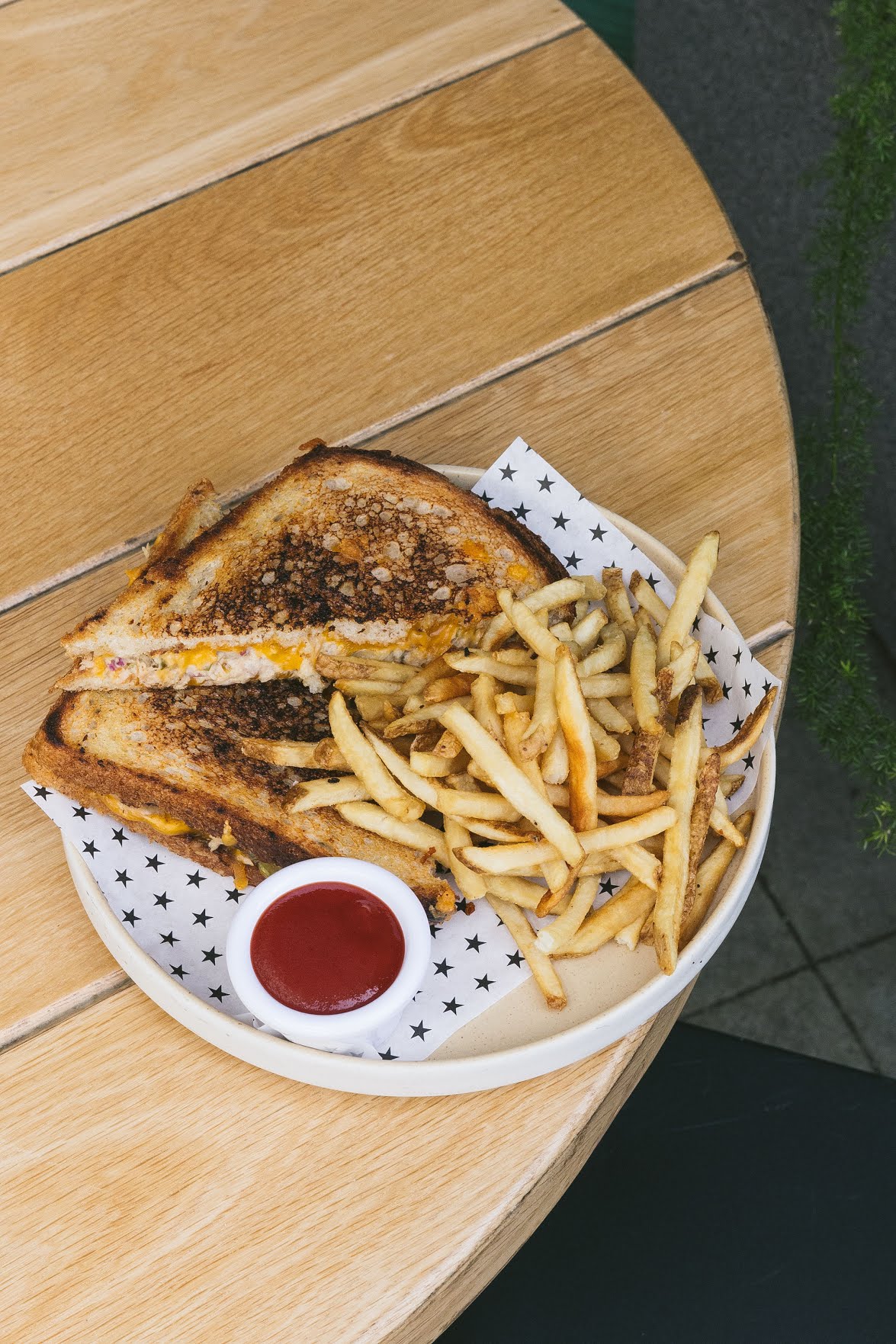 Strings of Life (S.O.L) Café by null