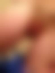 Little hairless pussy|A tiny little hairless asian pussy, with an SD card for scale Porn Pic -  EPORNER