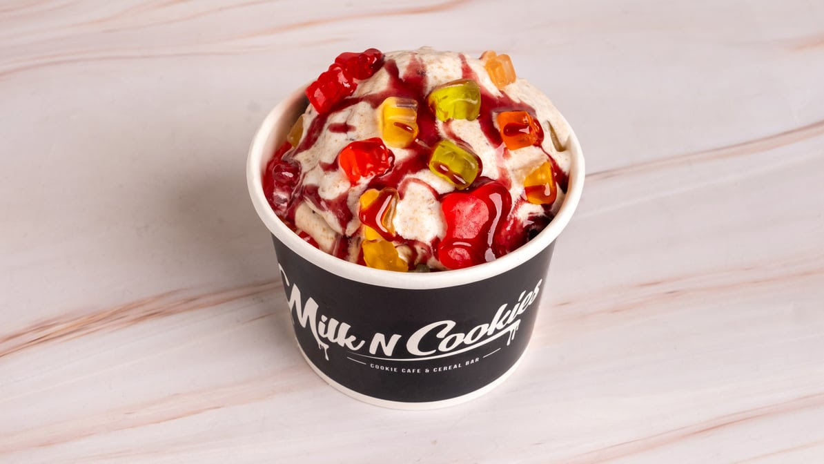 Milk N Cookies by null