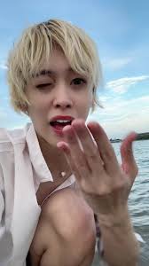 素人熟女個人撮影|アラフィフのすっぴん熟女が多分後ろに並ばれても譲りたくなる理由 | TikTok