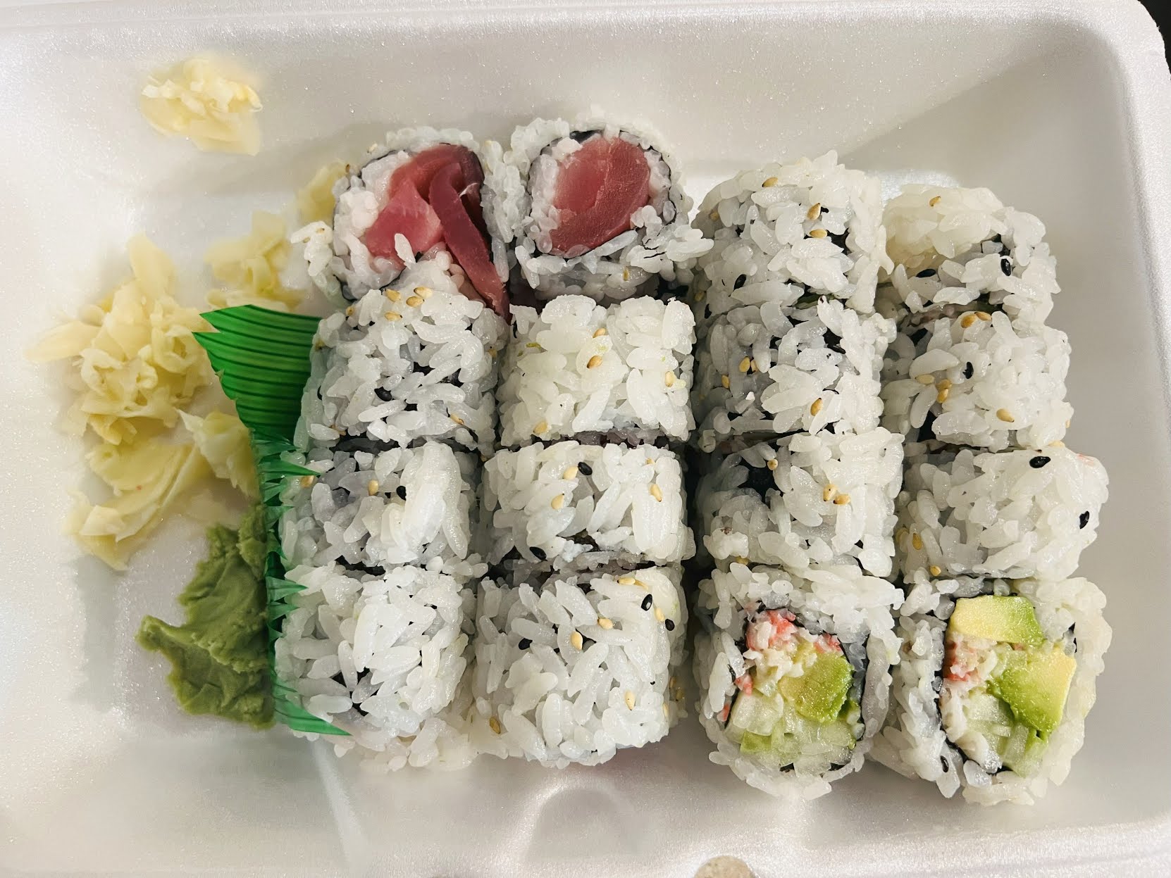 Maru Sushi by null