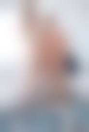 tall nude girl|6'0 130lb, F22] Don't see tall girls here very often, so I'm adding my nude  to the pile : r/normalnudes