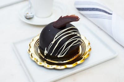 Renaissance Pâtisserie by null