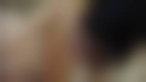 地味無修正|無修正エロライブチャット】黒髪の地味めチャット素人女子が大胆に脱いで超接写お○んこくぱぁぁをするまでの一部始終を見よぉぉ！垂れ乳◎ 未処理マン毛◎  笑顔◎ - 【エロライブチャットマスターの無料Ｈ動画４】