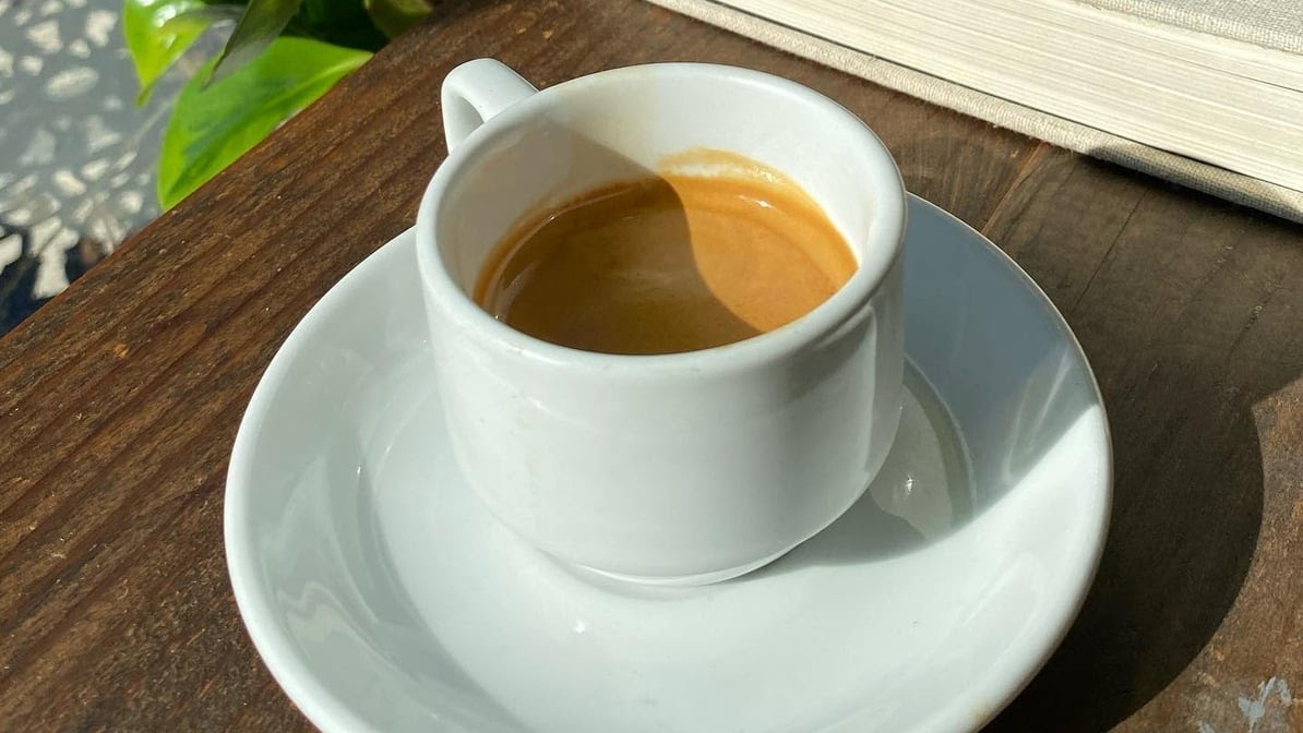 Avenues Café by null
