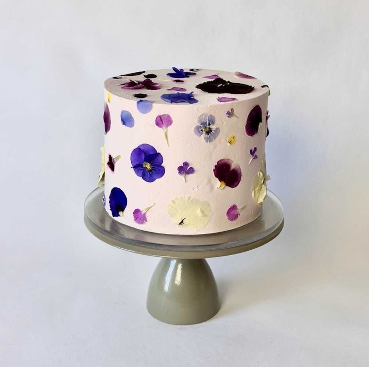 Flouring Cake Shop by null