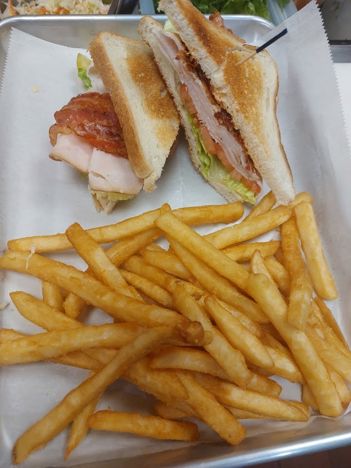 Costello's Tavern by null