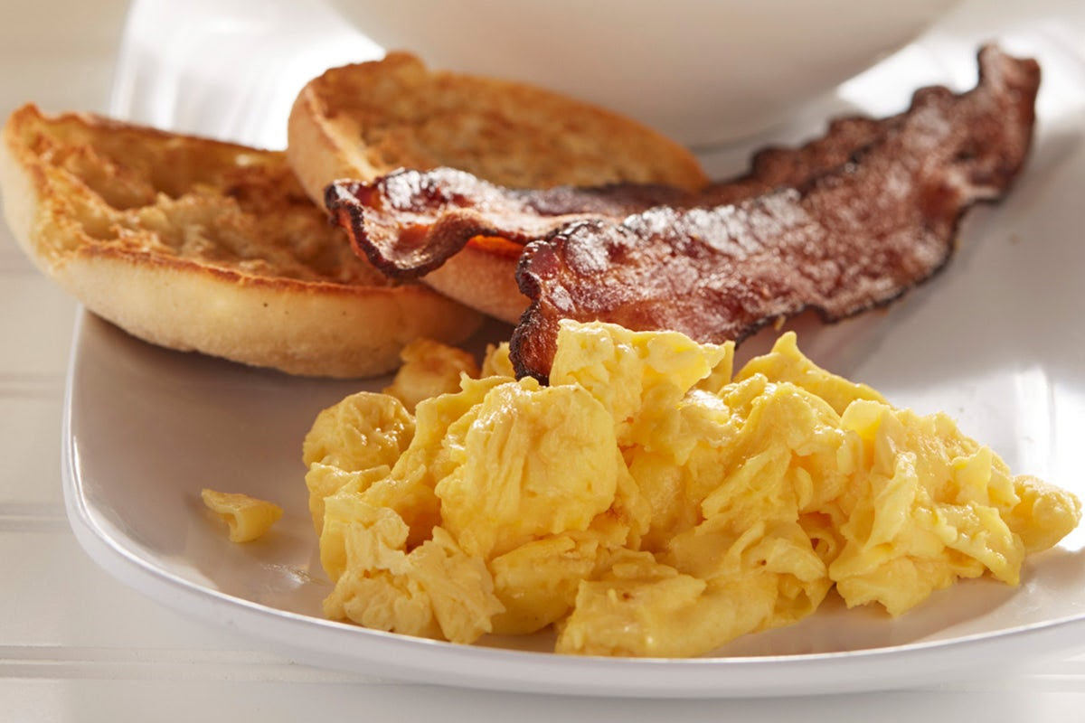 Another Broken Egg Cafe by null