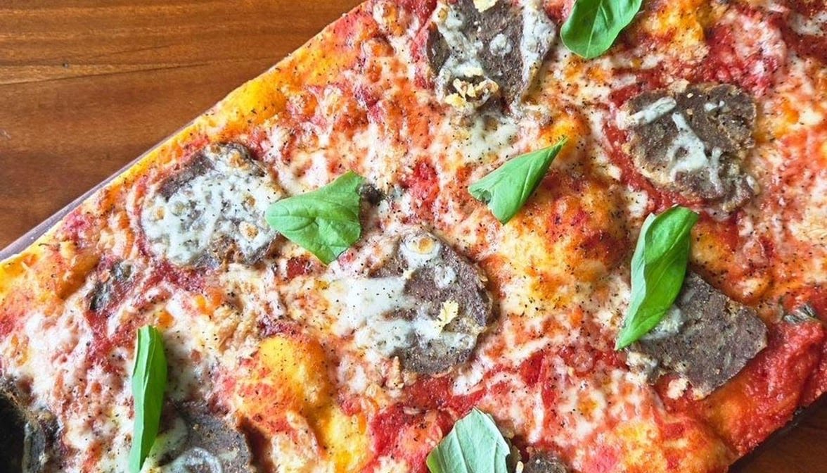 Jules Thin Crust by null