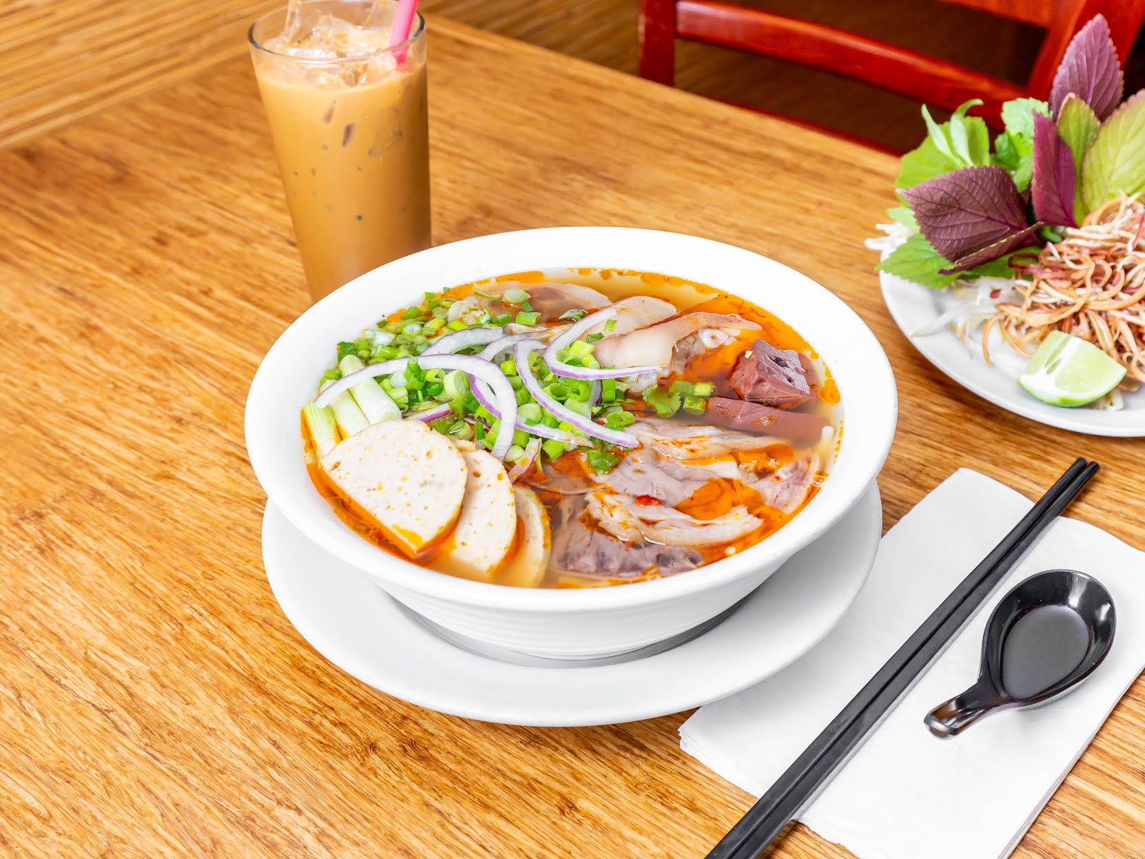Tèo Bun Bo Hue by null
