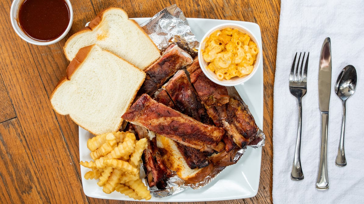 Neighborhood Smoke House Llc by null