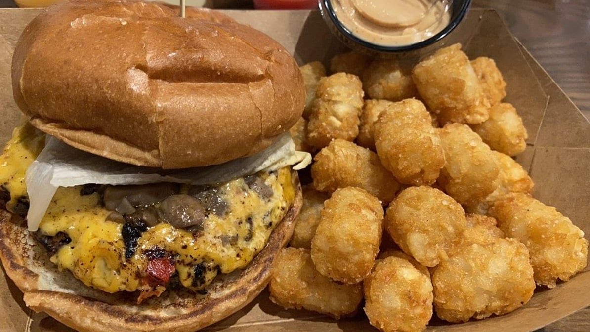 Burger Warfare by null