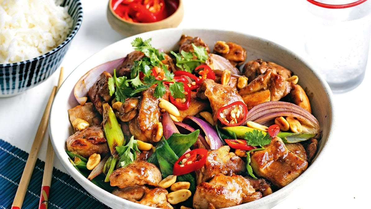 Yong Kang Street by null