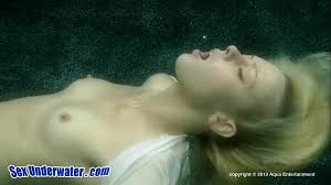 Amazing sex in jacuzzi suck under water jpg x Water sex