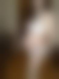 мама голая при детях|Мать двоих дочерей рассказала, почему ходит по дому абсолютно голой