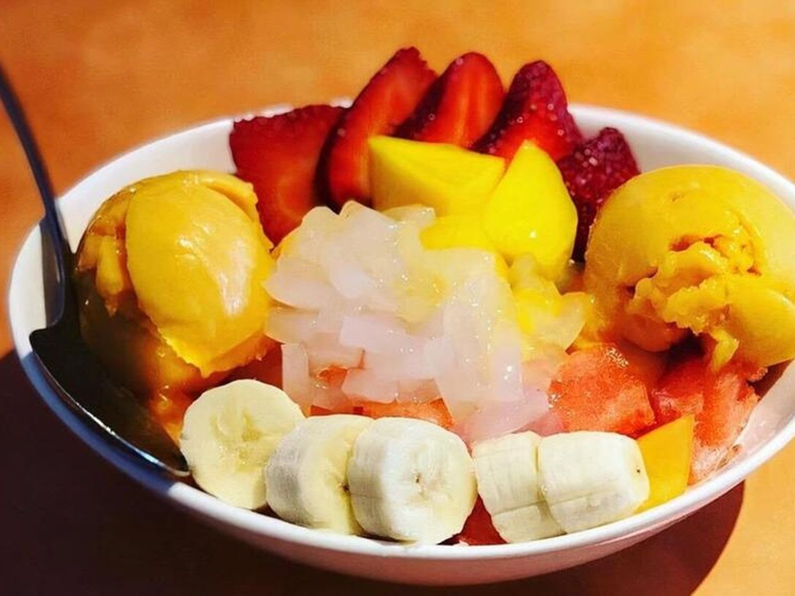 Kowloon Tong Dessert Cafe by null