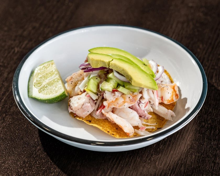 Mariscos Los Cuates by null