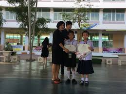 ประถม ใต้กระโปรง|ศาลสั่งจำคุก 17 ปี “ครูสาวไต้หวัน” บังคับนร.ชายวัยประถมมีสัมพันธ์