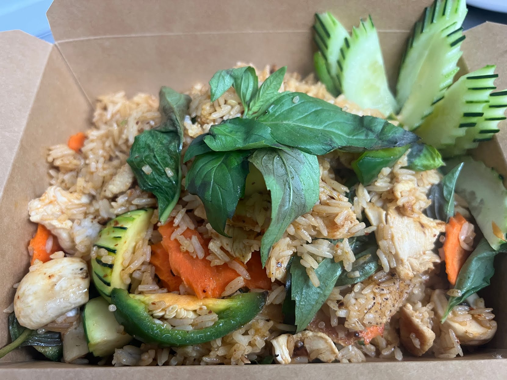 Oui's Thai by null