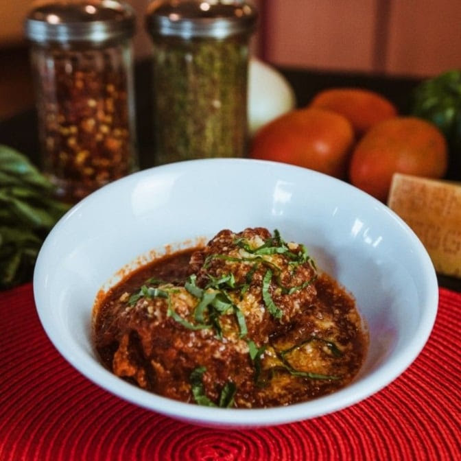 Vinny's Pizza by null