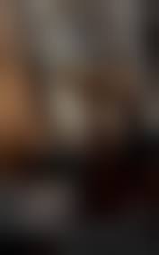  photo  spanking  |ホット女性の近くにスパンキングパドルを保持する支配的な男 — ストック写真 © HayDmitriy #347436430