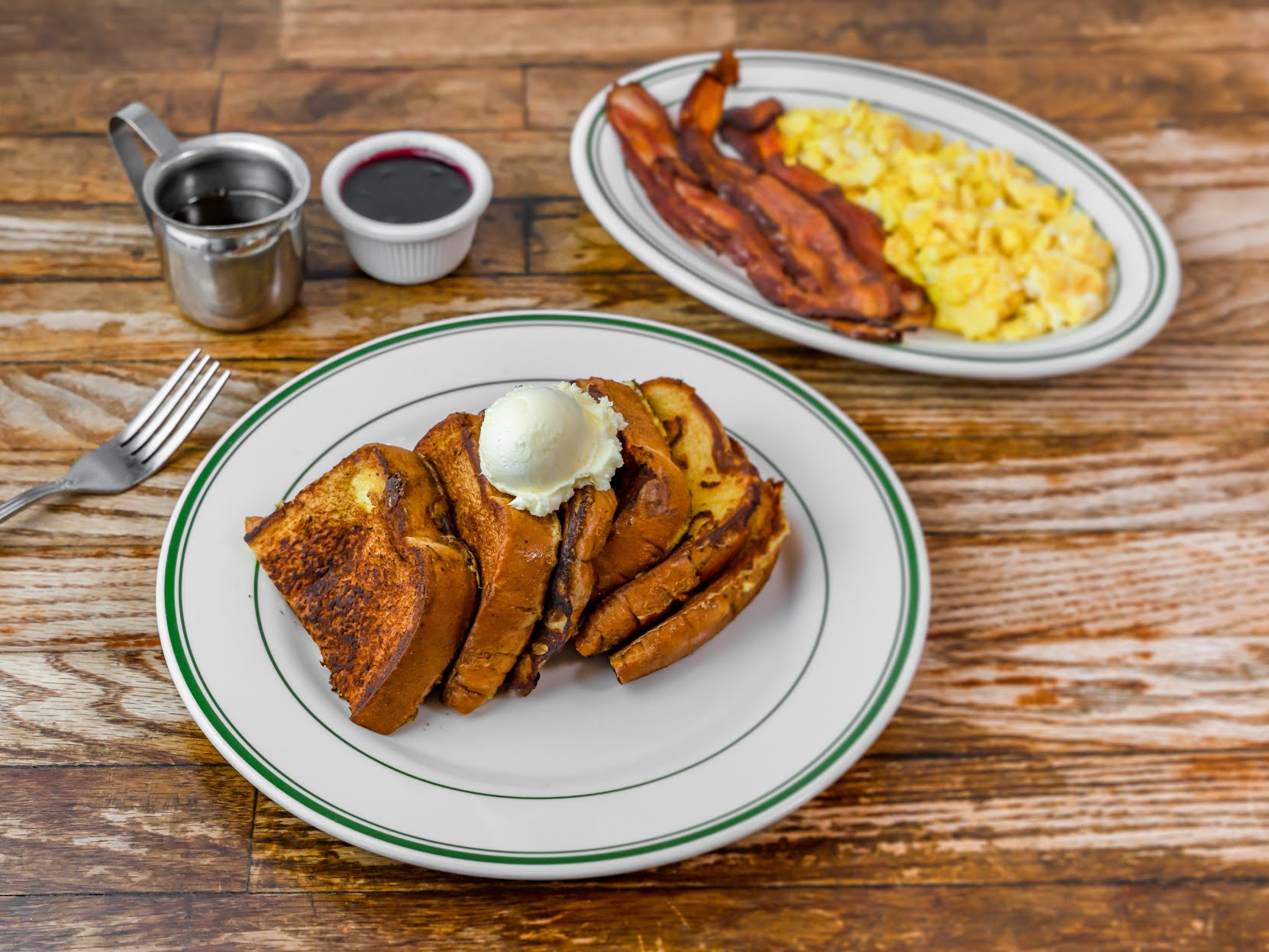 Lynn & Lu's Escapade Cafe by null