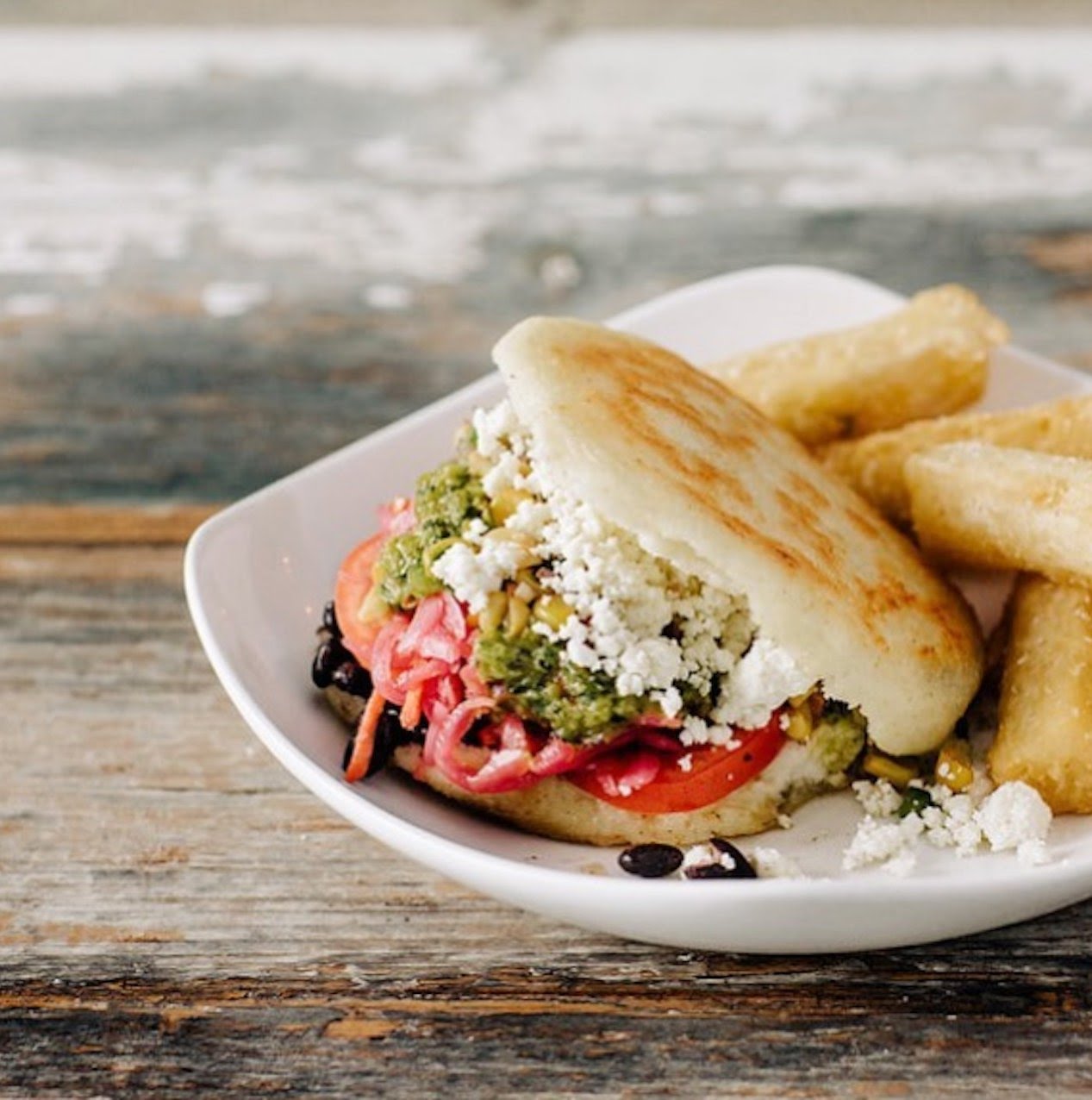 Hola Arepa by null