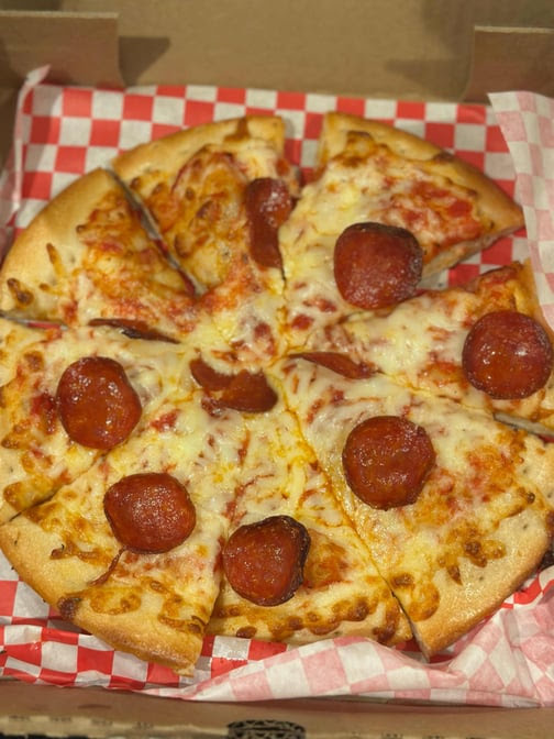 Tank's Pizza by null