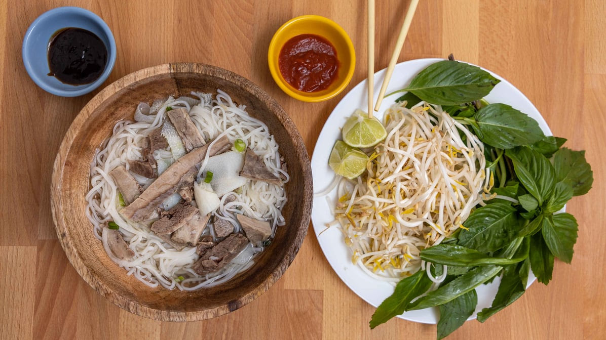 New Pho Bo Ga La by null