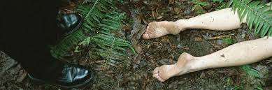 強姦 死体|閲覧注意】戦場でレイプされたあげく殺された女性の死体映像。 | カルマニマ（カルマニア）