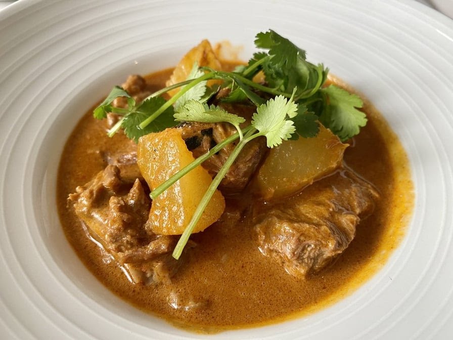 INDO Restaurant & Lounge by null
