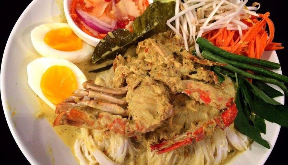 Luv2eat Thai Bistro by null