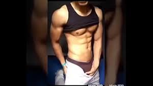 Easaatbwx xafeaz qnxgq jpg x Muscular guy