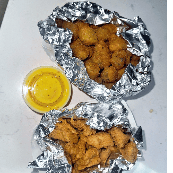 Sunny's Chicken Greenwood by null