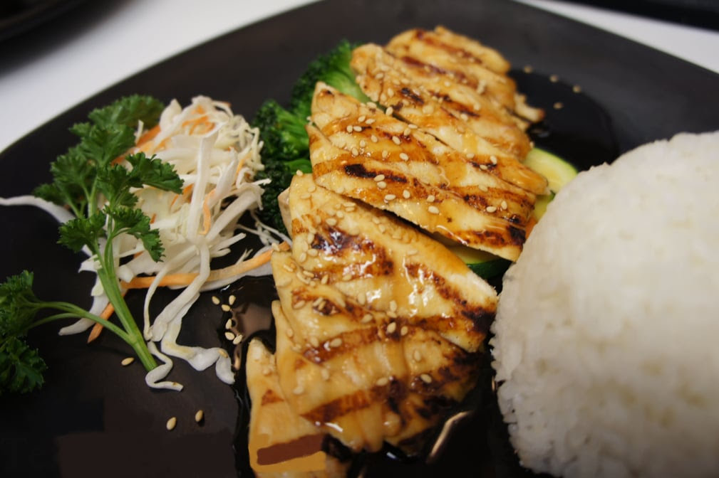 Udon Kaisha (Sushi & Noodles) by null