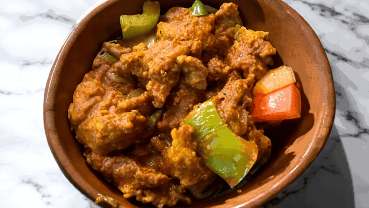 Momo N Curry by null