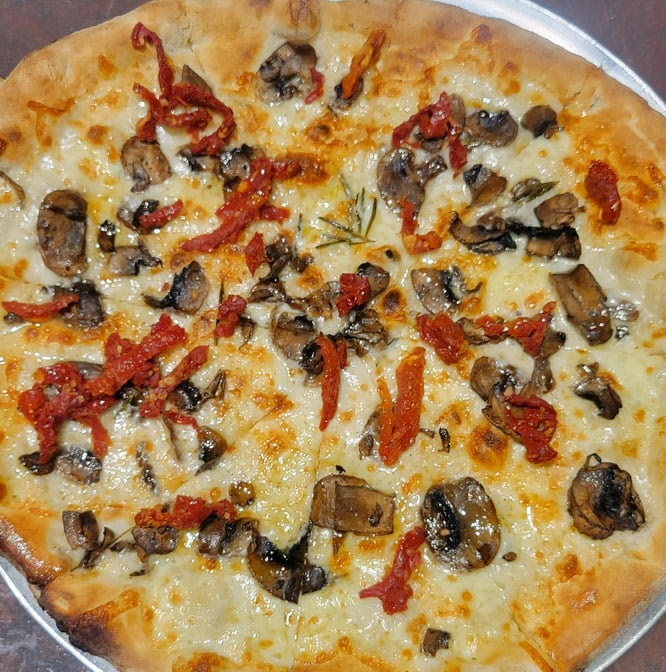 Olivella’s Pizza and Wine by null