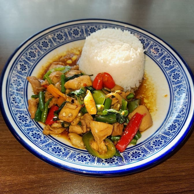 Yaowarat Thai Street Food by null
