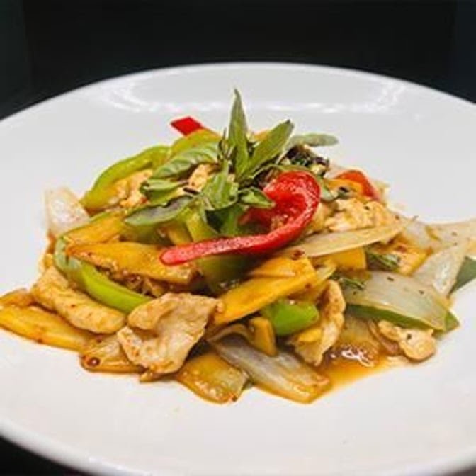 Moon Thai & Japanese by null
