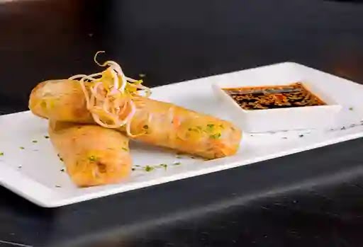 Babe's Noodles & Bar by null