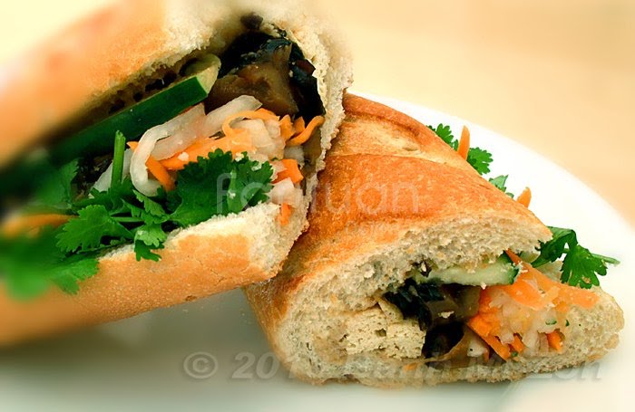 Banh Mi Zon by Google