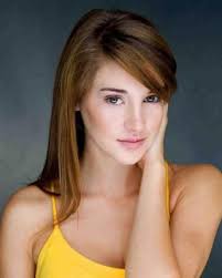 Shailene woodley nude hairy pussy jpg x Woodley sexy