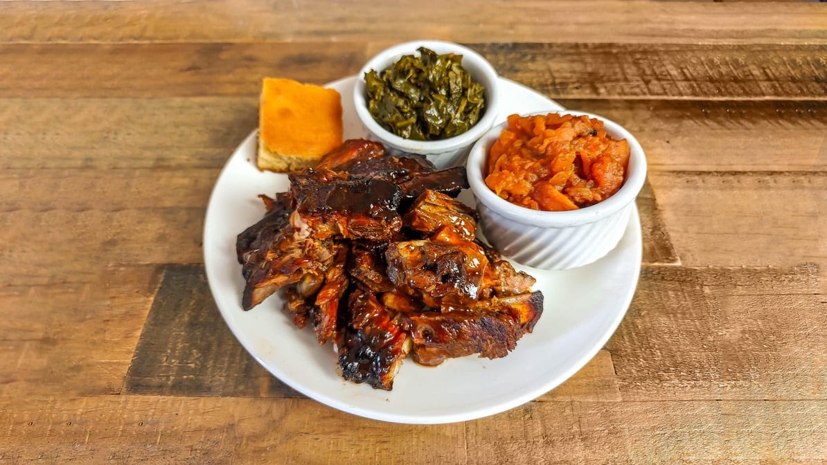 Wyatt's Country BBQ/Sgt Wyatts country BBQ by null