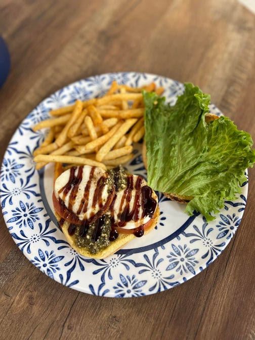 No Limits Coffee Shop by null