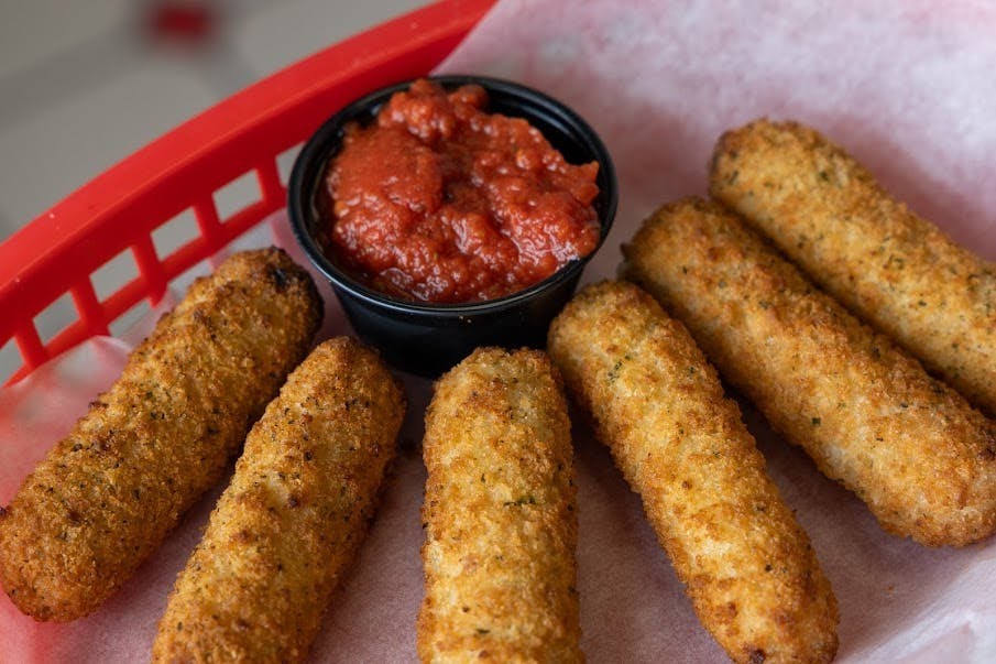 Paradise Pizza by null