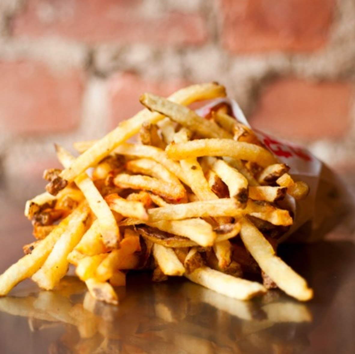 Petey's Burger by null